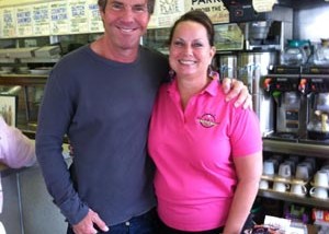 Dennis Quaid stopped by while in town for a movie for some Silver Skillet specialties.